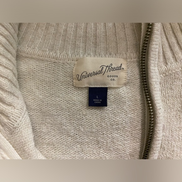 Women’s 1/4 Zip Sweater - Picture 2 of 6